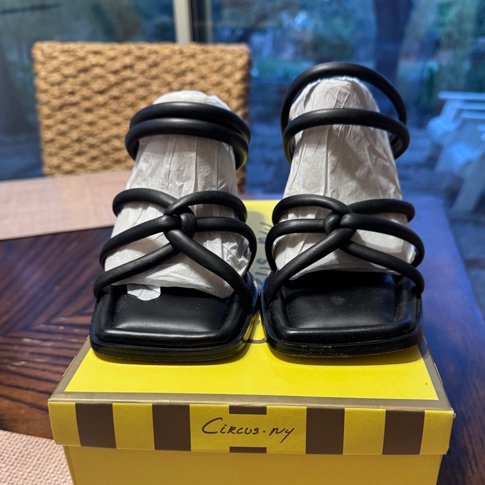Circus by Sam Edelman Black Strappy Sandals